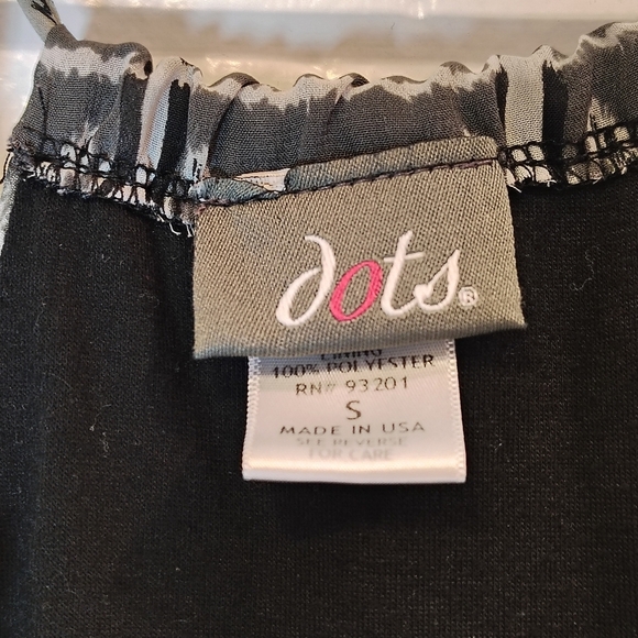 Dots Top Women's Small Black White Pattern Y2K 90s Club  Mob Wife Whimsigoth - Picture 3 of 7